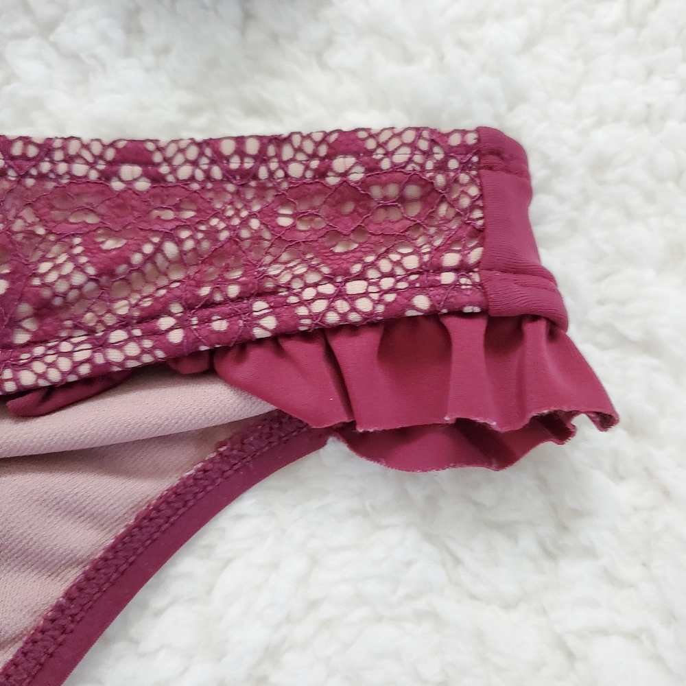 Xhilaration Pink Ruffle Bikini Set - Picture 6 of 10